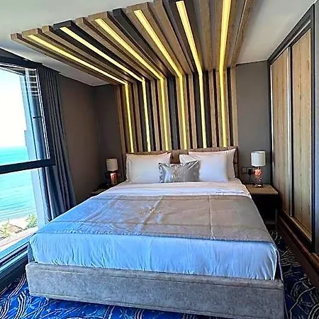 Maritimo Hotel 4*